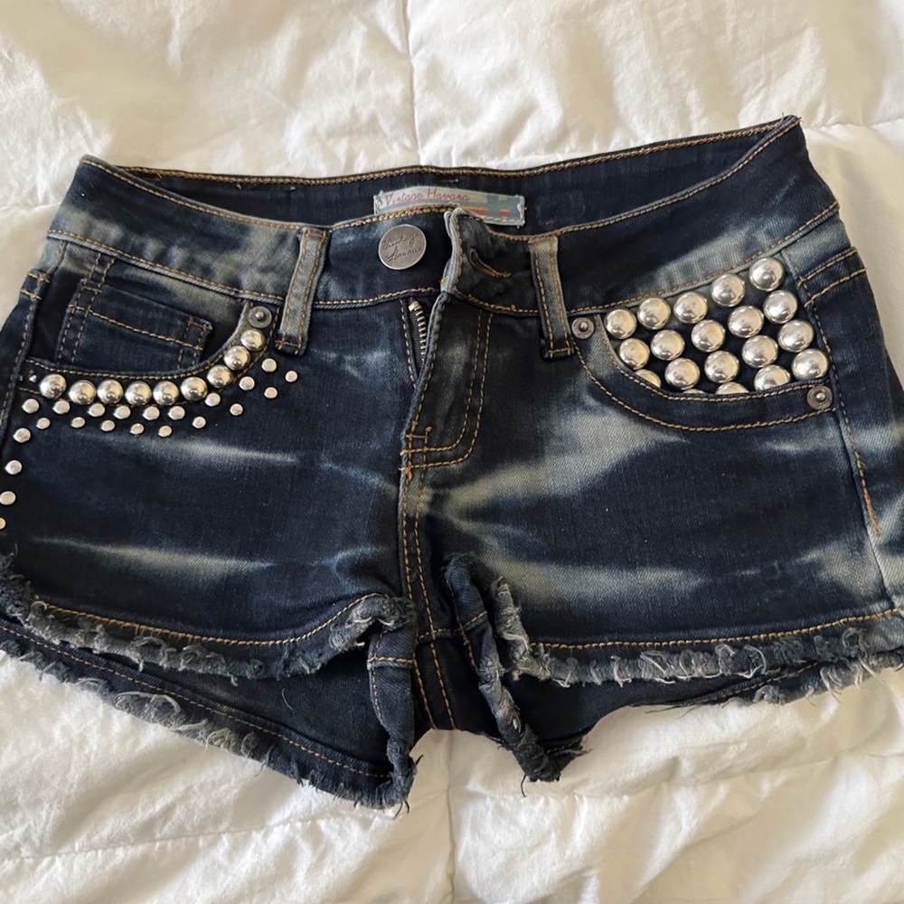 Vintage Havana Girls black factory distressed denim shorts, Size 10